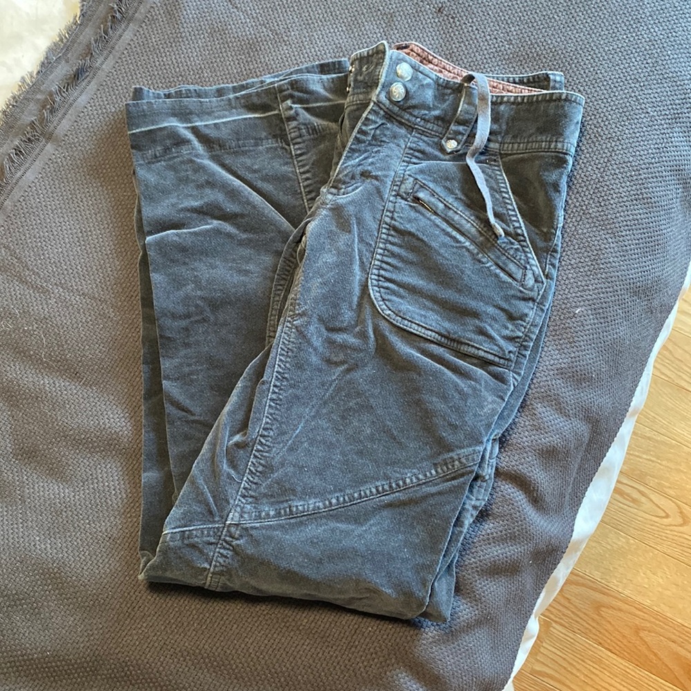 Athleta Cargo Pants